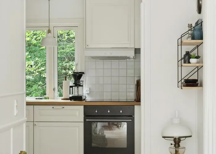 Timeless 30s By Sohojland's Waters Holiday home *